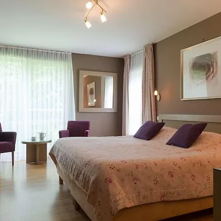 Moulin De Hotel 4*