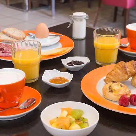 Ξενοδοχείο Moulin De 4*