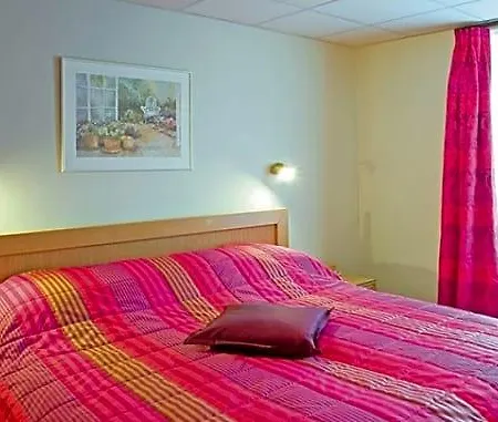 Moulin De فندق 4*