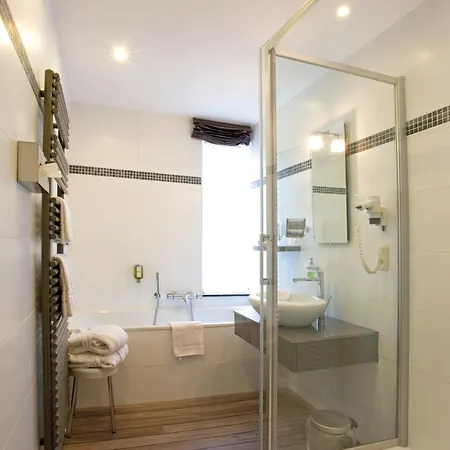 Moulin De Hotel 4*